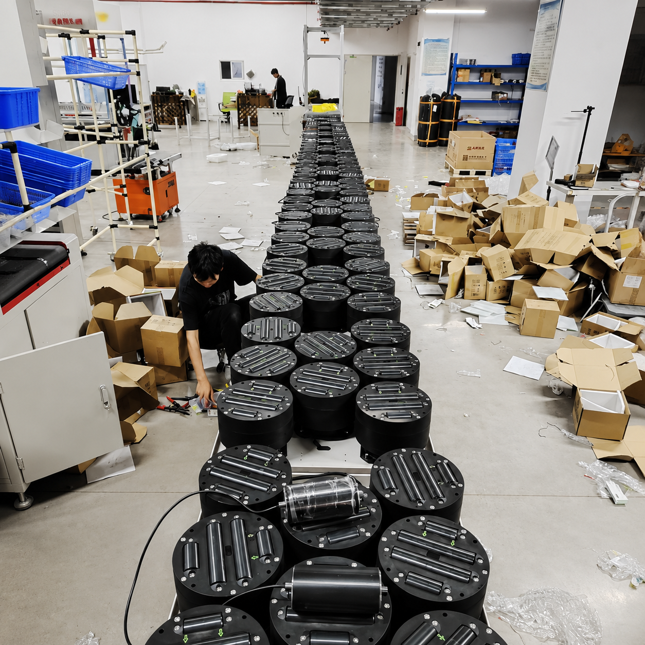 Wheel Sorter Conveyor for Parcel Diversion