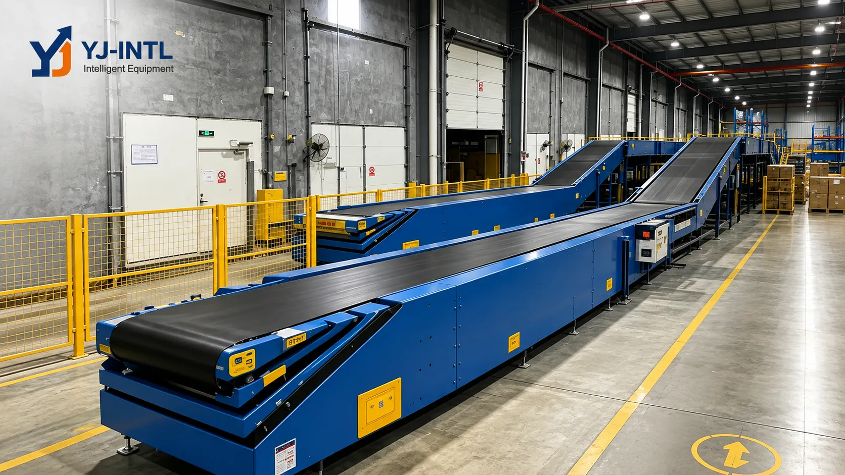 Telescopic belt conveyor for warehouse truck loading and unloading