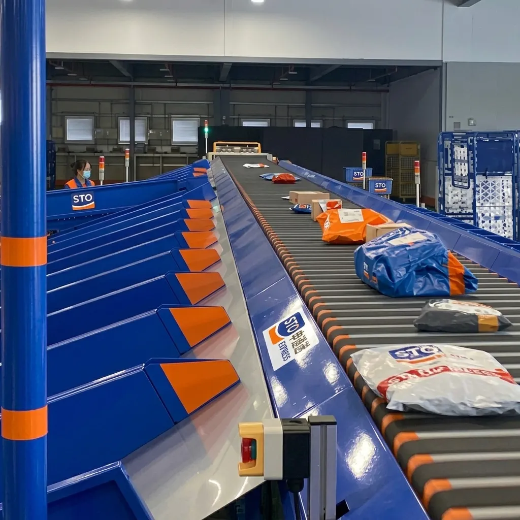 Linear Narrow Belt Parcel Sorting System For E-commerce Fulfillment